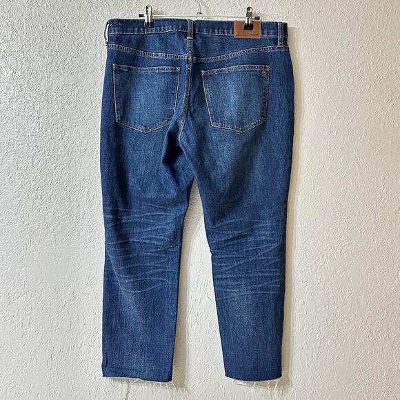 Madewell The Slim Boyjean Jeans Raw Hem Creston Wash Women 30 - Picture 3 of 10